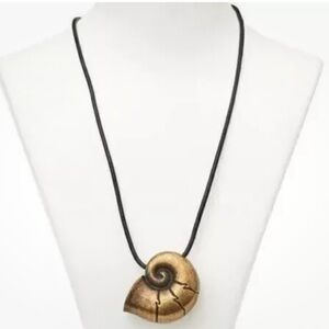 Disney The little Mermaid Limited Edition  Prop Vanessa Ursula Necklace